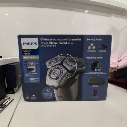 PHILIPS SERIES 6000 SHAVER WITH NANO SKINGLIDE COATING - GREY/BLACK (MODEL: 7774114 / S6632/88) image 2