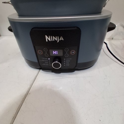 NINJA FOODI POSSIBLE COOKER MULTI-COOKER WITH GLASS LID, NON-STICK & OVEN SAFE - 8.5 QT, 1200W, 120 V - GRAY (MODEL: MC1000SP) image 2