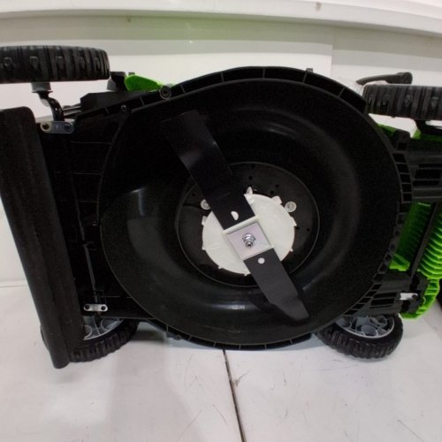 GREENWORKS CORDED LAWN MOWER WITH 16" BLADE, COLLECTION BAG, AND FOLDABLE HANDLE - 5 CUTTING HEIGHTS - 10 AMP - GREEN (MODEL: 25142CA) image 3