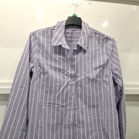 WOMEN'S IYLA PRINTED BUTTON-UP SHIRT - EXTRA LARGE - PURPLE/WHITE image 2