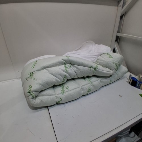 BAMBOO QUILTED FITTED MATTRESS TOPPER - QUEEN - WHITE image 2