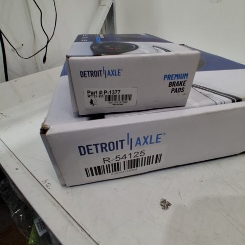 4PC DETROIT AXLE REAR BRAKE KIT DRILLED & SLOTTED BRAKE ROTORS CERAMIC BRAKES PADS - 12.99" ROTOR - COMPATIBLE WITH VARIOUS MODELS *SEE PHOTOS* (MODEL: S-54125BK1) image 6