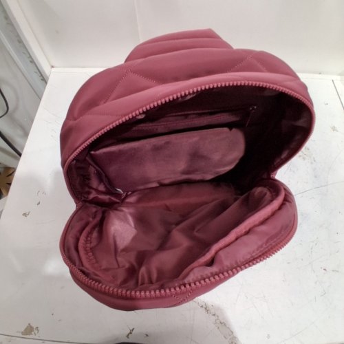 MYTAGALONGS QUILTED EVERYDAY BACKPACK -14L - RED (MODEL:2052553) image 4
