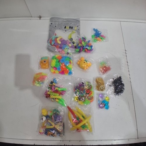 PARTY FAVORS FOR KIDS ASSORTED TOY & NOVELTY GOODIE BAG SET - MULTICOLOR image 3