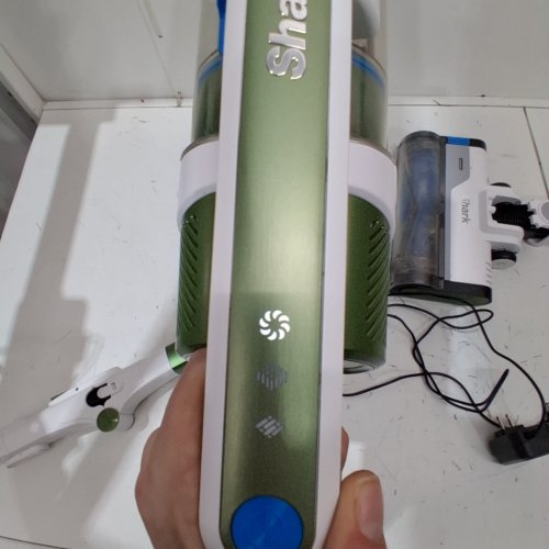 SHARK 2-IN-1 POWERPRO FLEX PET PLUS CORDLESS VACUUM FOR FLOORS AND CARPETS WITH 50 MINUTE RUNTIME - 21V - GREEN/WHITE (MODEL: IZ387H) image 2