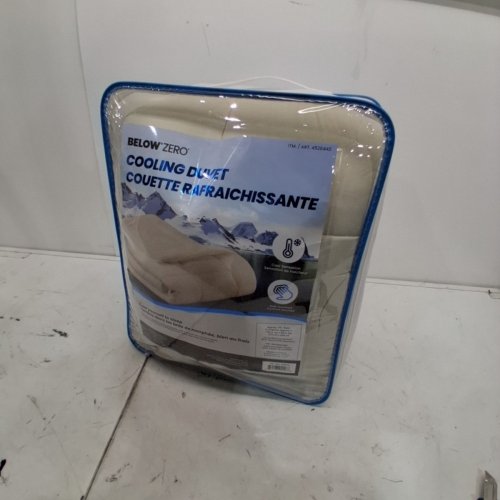BELOW ZERO COOLING DUVET, SOFT TOUCH & COOL SENSATION - KING - CHAMPAGNE (MODEL: 4526442) image 4