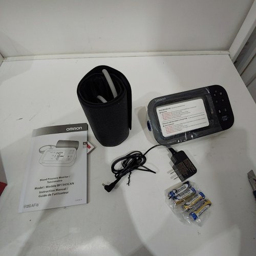 OMRON BLOOD PRESSURE MONITOR WITH AFIB SCREENING TECHNOLOGY - BLUETOOTH CONNECTIVITY (MODEL: BP7365CAN) image 3