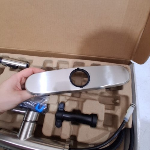 DELTA 360° SWIVEL NICOLI PULL-DOWN KITCHEN SPRAYER FAUCET - 17.06" X 10.75" X 9.13" - 20" HOSE - STAINLESS STEEL - (MODEL: 19867LF SS) image 3