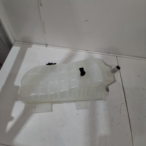 DORMAN COOLANT RESERVOIR - FOR VARIOUS 2008-2019 KENWORTH AND PETERBILT TRUCKS (MODEL: 603-5403) image 4