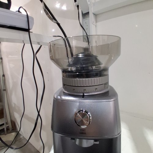 BREVILLE #BCG400SIL THE DOSE CONTROL COFFEE-GRINDER image 2