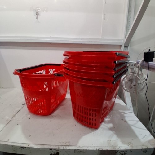 6PC VEVOR ROLLING SHOPPING BASKETS- 39 L - RED image 2