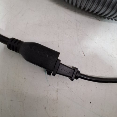 EUREKA BAGLESS CANISTER VACUUM - BLACK (MODEL: NEN180C) image 2