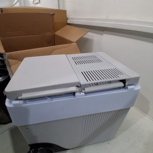 KOOLATRON PORTABLE KARGO COOLER/WARMER - 33QT - 12V - GREY (MODEL: P65) image 3