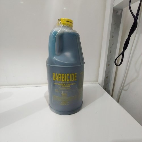 BARBICIDE COMMERCIAL BACTERICIDE FUNGICIDE & VIRUCIDE FORMULA - 1.89L image 2