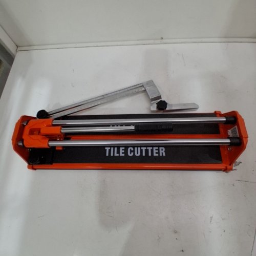 VEVOR MANUAL DOUBLE RAILED PORCELAIN CERAMIC TILE CUTTER - 17" - ORANGE/BLACK - (MODEL: TC-S03-400) ) image 2