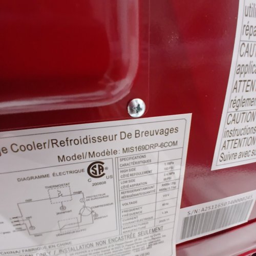 FRIGIDAIRE DR PEPPER BEVERAGE CENTER - 1.8 CU. FT/115V - RED (MODEL: MIS169DRP-6COM) image 2