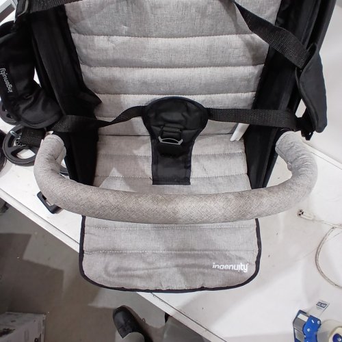 SUMMER BY INGENUITY 3DQUICKCLOSE CS+ COMPACT ONE TOUCH FOLDING STROLLER - 50LBS MAX - GREY/BLACK (MODEL: 31900) image 7