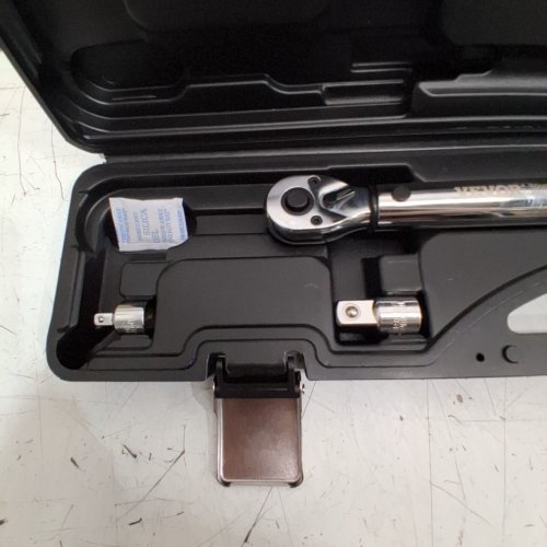 VEVOR TORQUE WRENCH, 3/8-INCH DRIVE CLICK TORQUE WRENCH 10-80FT.LB/14-110N.M, DUAL-DIRECTION ADJUSTABLE TORQUE WRENCH SET - (MODEL: 17080FTLB) image 3