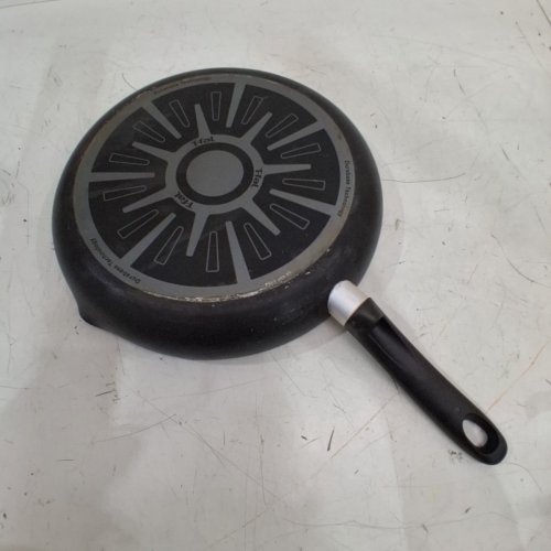 T-FAL SIGNATURE FRYPAN - 12.6" - BLACK/WHITE image 3