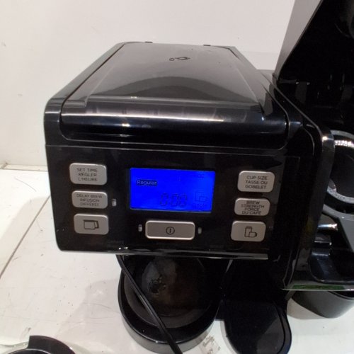 HAMILTON BEACH FLEXBREW COFFEE MAKER, (49976) image 2