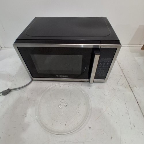 CHEFMAN COUNTERTOP MICROWAVE OVEN - 31 L (1.1 CU. FT) - BLACK / SILVER (MODEL: RJ55-11-V2-CA) image 7