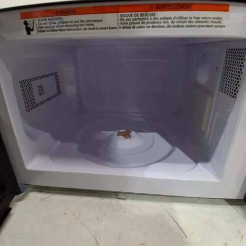 CHEFMAN COUNTERTOP MICROWAVE OVEN - 31 L (1.1 CU. FT) - BLACK / SILVER (MODEL: RJ55-11-V2-CA) image 11