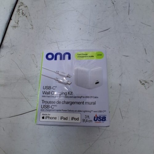 ONN CHARGING KIT WALL CHARGER WITH LIGHTNING TO USB-C CABLE - 20W, 3FT CABLE - WHITE (MODEL: ON26W1014C) image 4