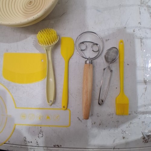 15PC BANNETON SOURDOUGH SCORRING KIT WITH 2 BREAD BOWLS AND STENCILS - BEIGE image 4