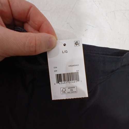 WOMENS BOARD SHORTS - LARGE - BLACK image 2
