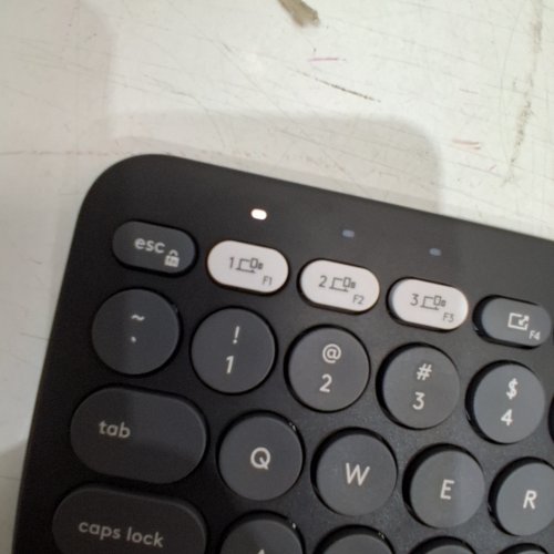 LOGITECH PEBBLE KEYS 2 K380S MULTI-DEVICE BLUETOOTH WIRELESS KEYBOARD WITH CUSTOMIZABLE SHORTCUTS, SLIM AND PORTABLE, EASY-SWITCH FOR WINDOWS, MACOS, IPADOS, ANDROID, CHROME OS - TONAL GRAPITE (MODEL: ‎YR0091) image 2
