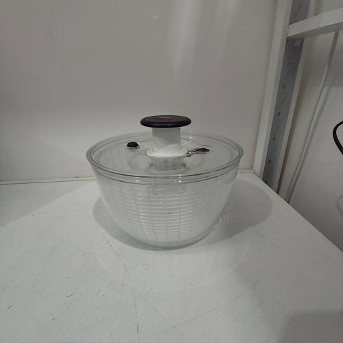 OXO GOOD GRIPS SALAD SPINNER. image 2