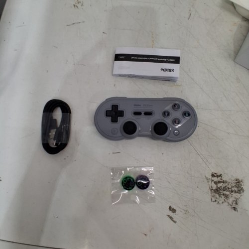 8BITDO PRO BLUETOOTH GAMEPAD CONTROLLER - GREY (MODEL: SN30) image 3
