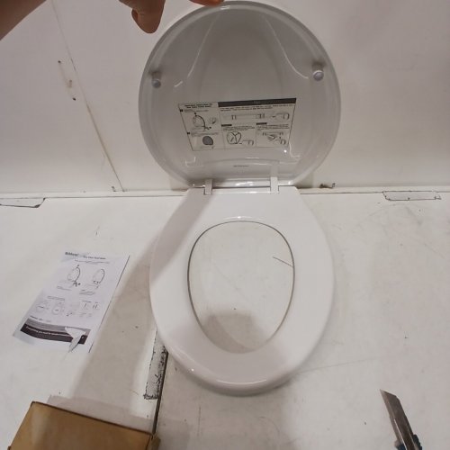 HIBBENT PREMIUM ONE CLICK RELEASE SLOW CLOSE ELONGATED TOILET SEAT WITH COVER - 18.5" - WHITE (MODEL: 1CLICK40V) image 3