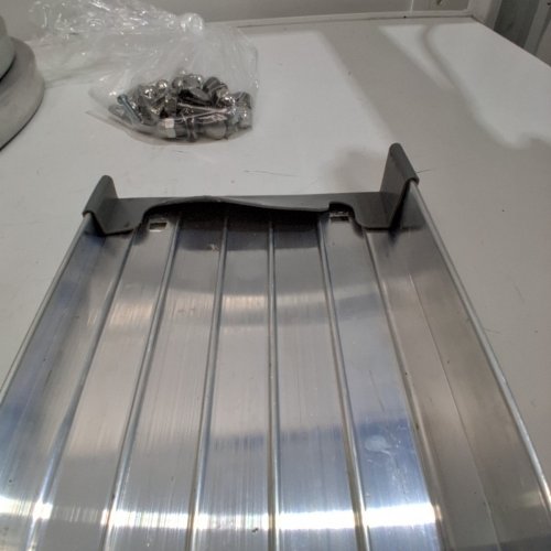 DOCK EDGE DOCK LADDER - 4 STEP - SILVER (MODEL: DE2003F) image 4