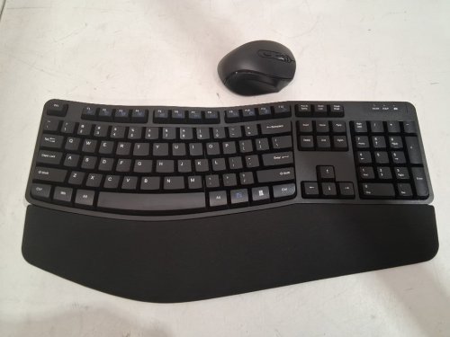 Amazon Basics Ergonomic Wireless Keyboard and Mouse Combo - black image 4