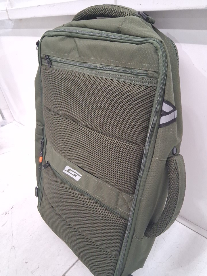 Graphite Metamorph Backpack for travel - 8" - green/orange (model:gra10010) image 4