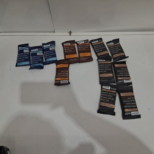 12PK RXBAR Variety Pack protein bar - 52g each - blueberry/chocolate sea salt/peanut butter chocolate image 3