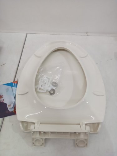 GARVEE soft close elongated toilet seat - biscuit (model: pho_0r8l7dg8) image 3