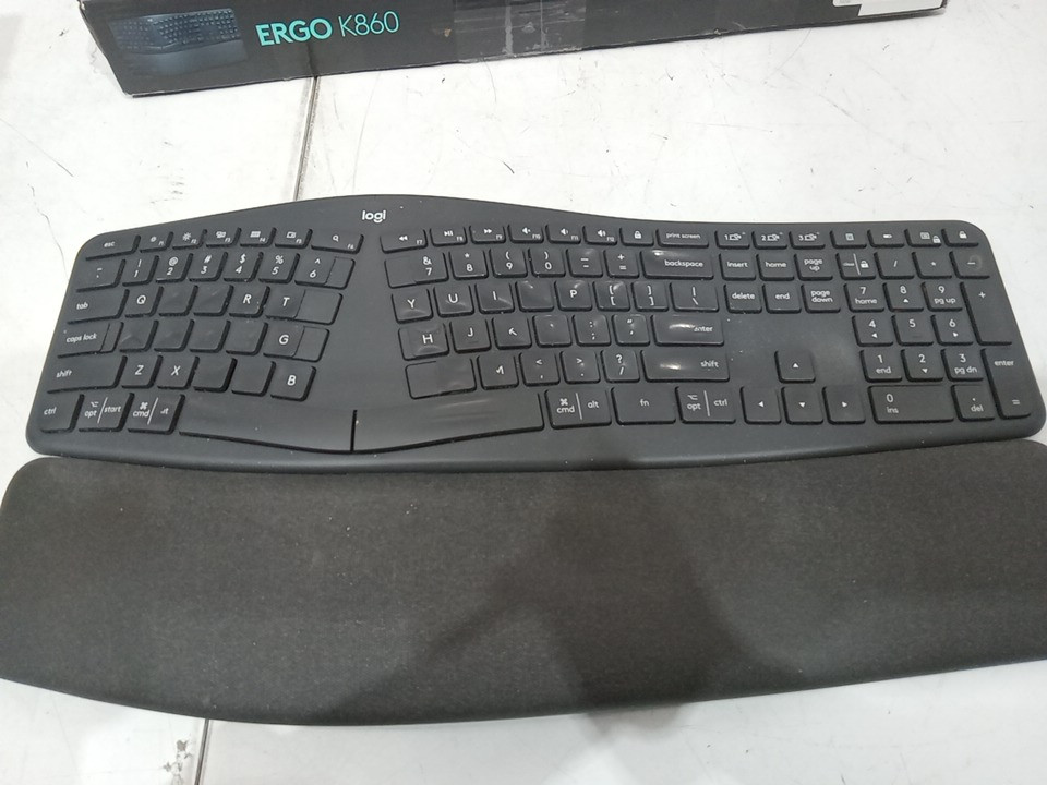 Logitech ERGO K860 Bluetooth Wireless Ergonomic Keyboard with Built-in Wrist Rest and Unifying Receiver (Model:‎ YR0072) image 4