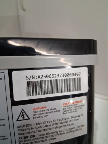 FRIGIDAIRE COUNTERTOP ELECTRIC ICE MAKER - MAKES 26LBS OF ICE/DAY - BLACK stainless steel (MODEL: EFIC120-BLKSS-SC_G2) image 8