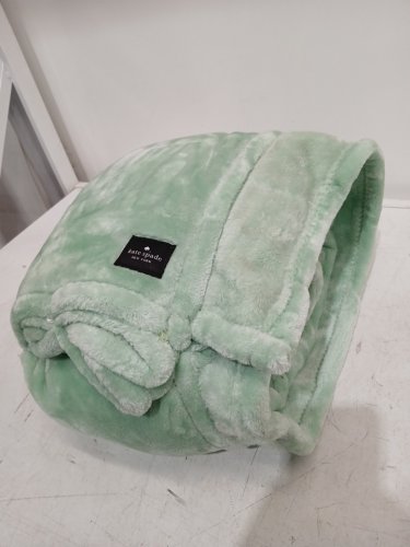 KATE SPADE PLUSH THROW BLANKET - 60" X 70" - MINT GREEN (MODEL: 1859162) image 3