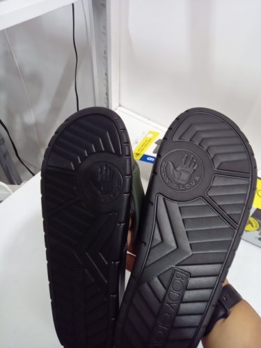 MENS BODY GLOVE COMFORT SLIDE SANDAL - SIZE 9 - black (STYLE: 2001909) image 3