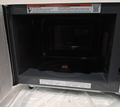 PANASONIC "THE GENIUS" MICROWAVE OVEN - 1.3 CUBIC FEET/1100 WATTS - WHITE - (NN-SG676W) image 4