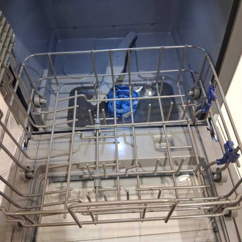 midea countertop dishwasher with 5l capacity and 162°F high-temp & air refresh function - white (model: MDC17P0ABB) image 8