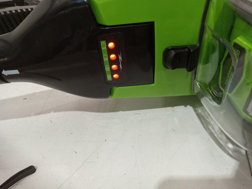 GREENWORKS TROLLING MOTOR FOR BOAT USE with Battery and Charger - 40V - 55LB - GREEN / BLACK (MODEL: TMF303) image 4