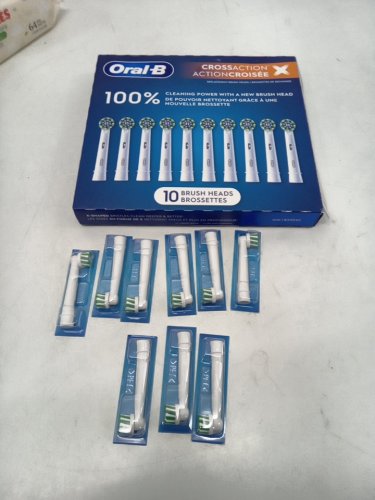 8PK ORAL-B PRO CROSS ACTION BRUSH HEADS - WHITE image 2