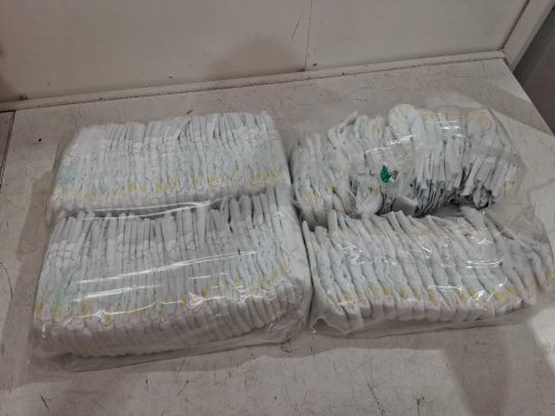 116PK PAMPERS SWADDLERS DIAPERS - NEWBORN SIZE image 3