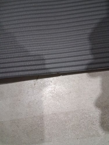AMAZON BASICS EXTRA THICK EXERCISE YOGA MAT with carrying strap - 76" x 24" x 1"- black image 4
