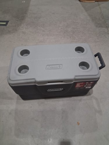 COLEMAN EXTREME COOLER WITH HEAVY DUTY CARRY HANDLES - 46 QUART - GREY (MODEL: CM2201100/1986833) image 2