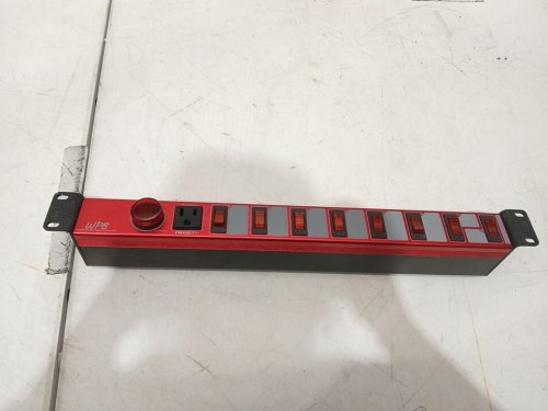 dmxnet wp8 power distribution unit - 8 PORT - red image 3